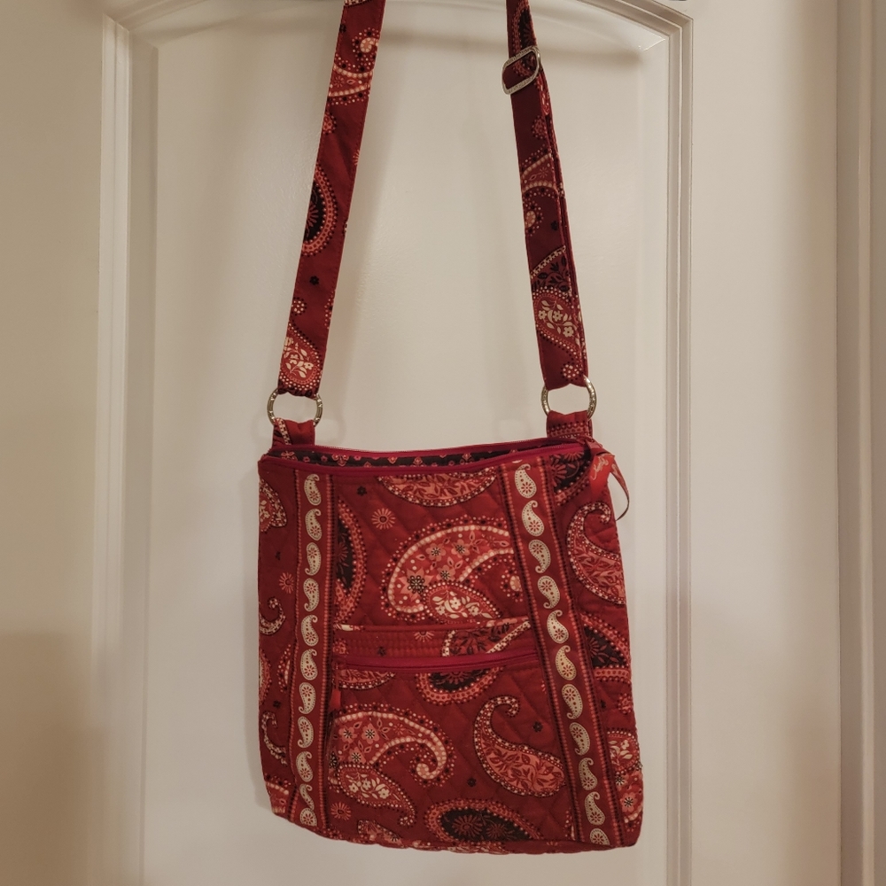 VERA BRADLEY MESA RED BAG PURSE RETIRED, Quilted